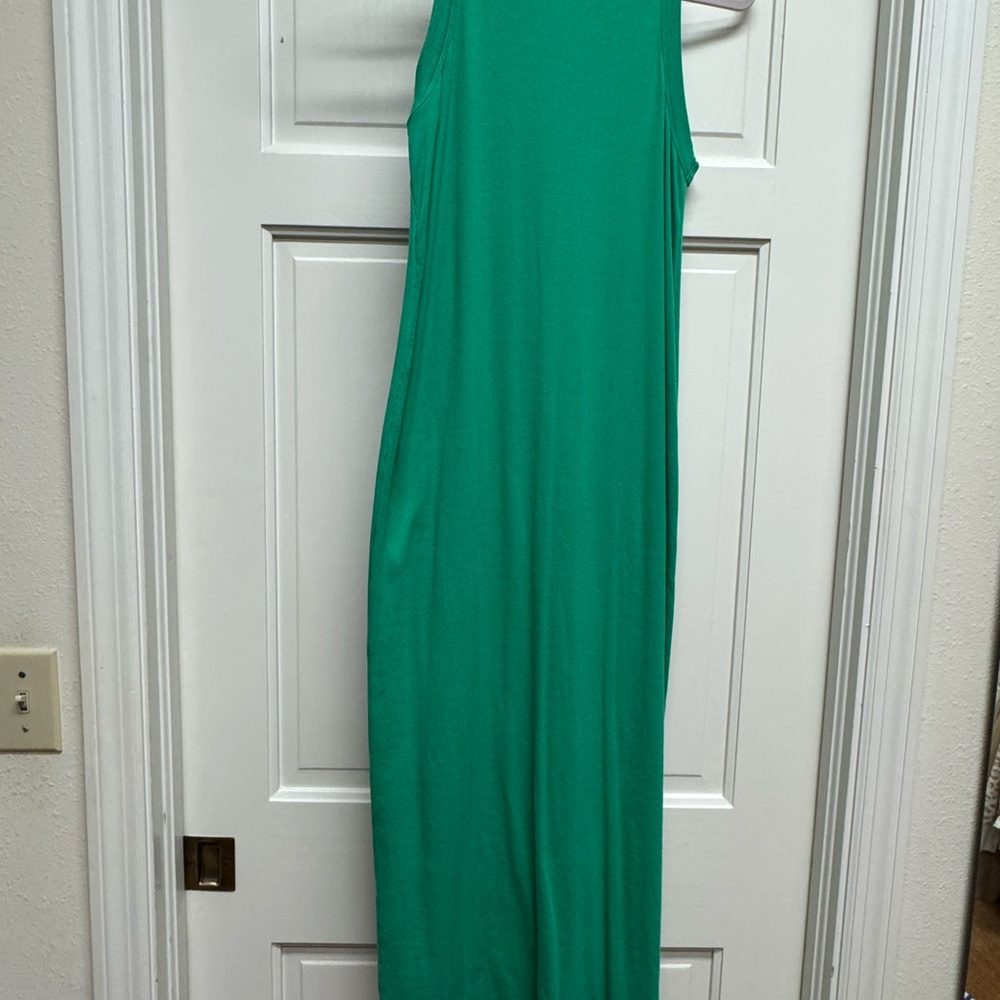 Elegant Green Sleeveless Maxi Dress